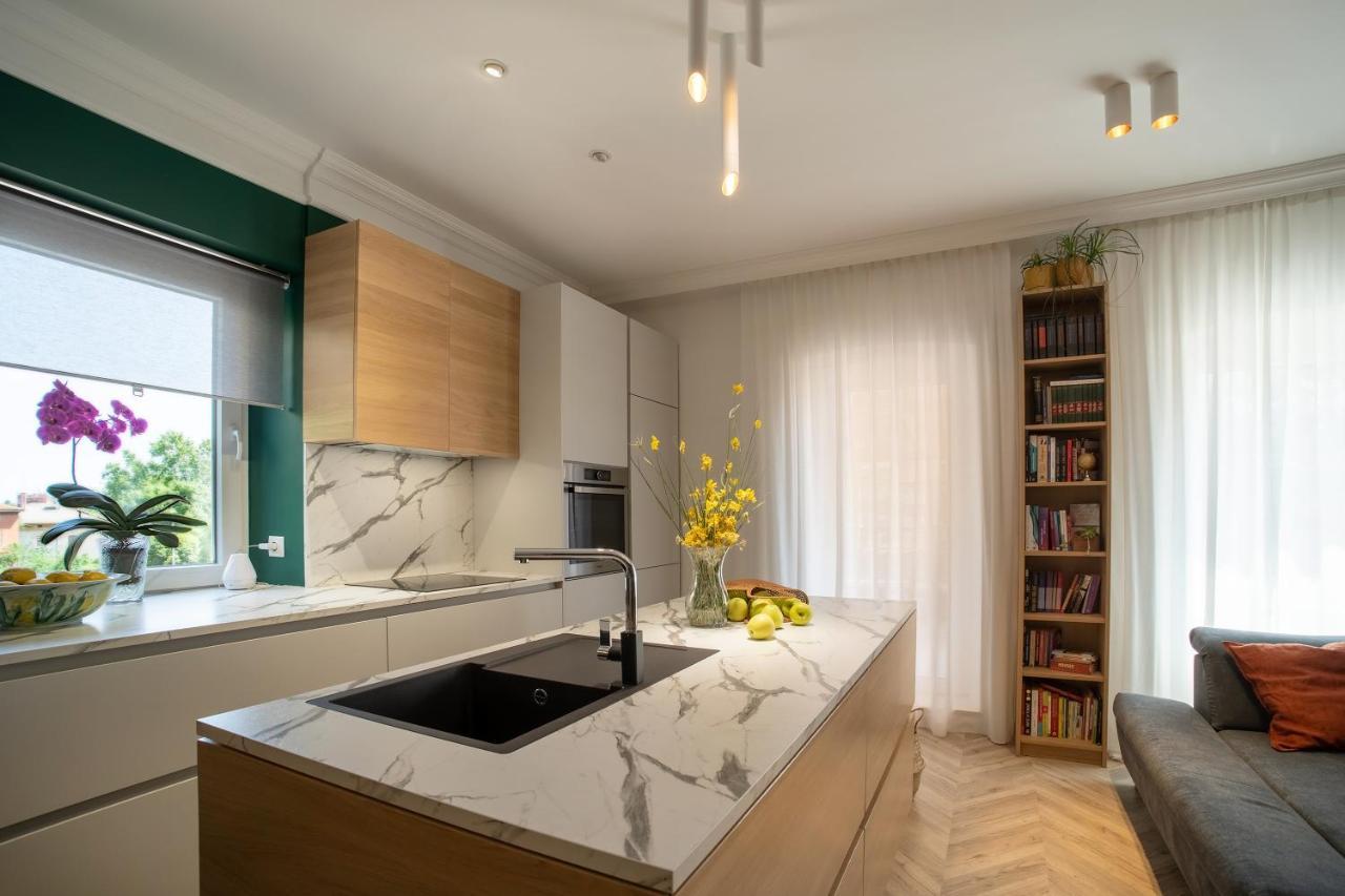 Great Location-luxury +free Parking Pula