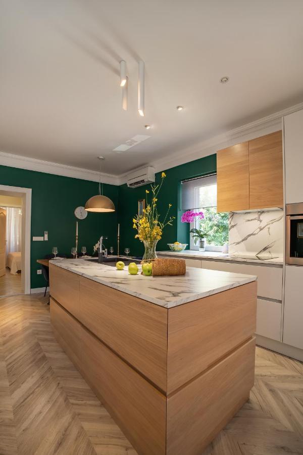 Apartment Great Location-luxury +free Parking Pula