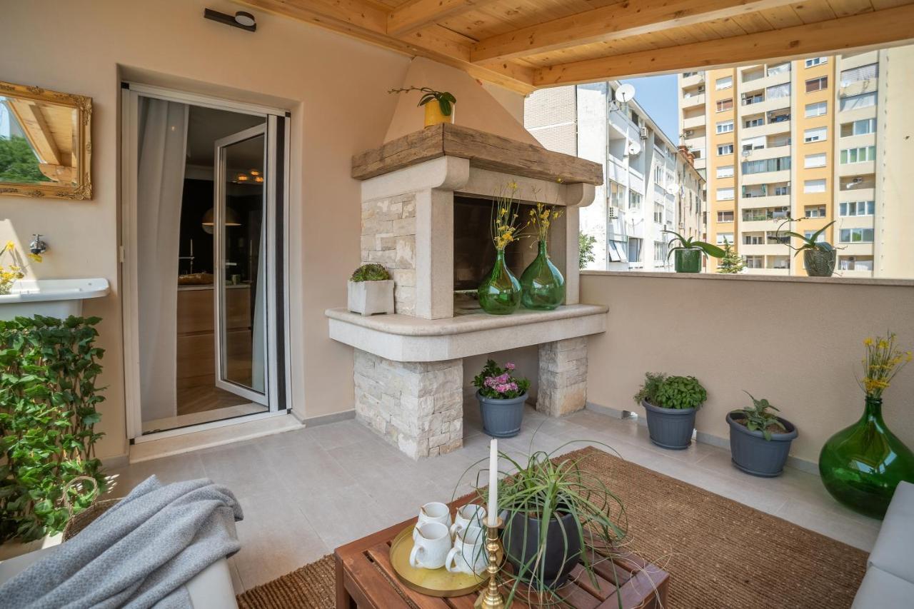 Great Location-luxury +free Parking Apartment