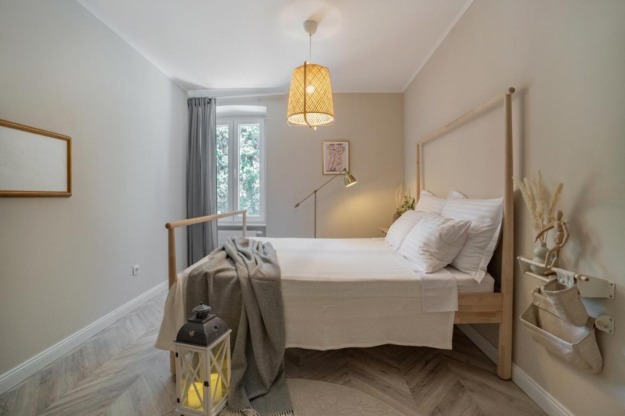 Apartment Great Location-luxury +free Parking